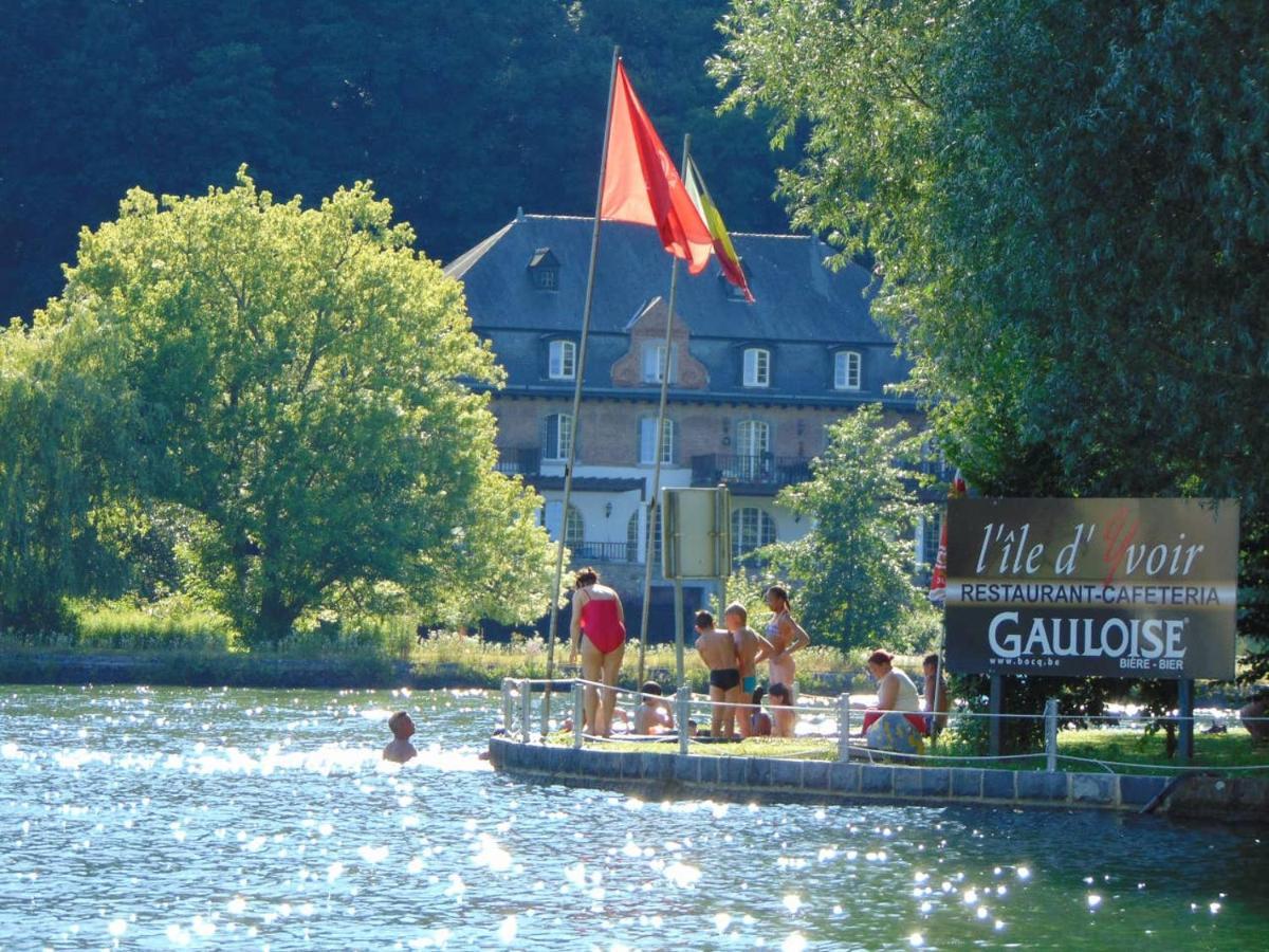 Les Rives De Sax Apartment Dinant Exterior photo